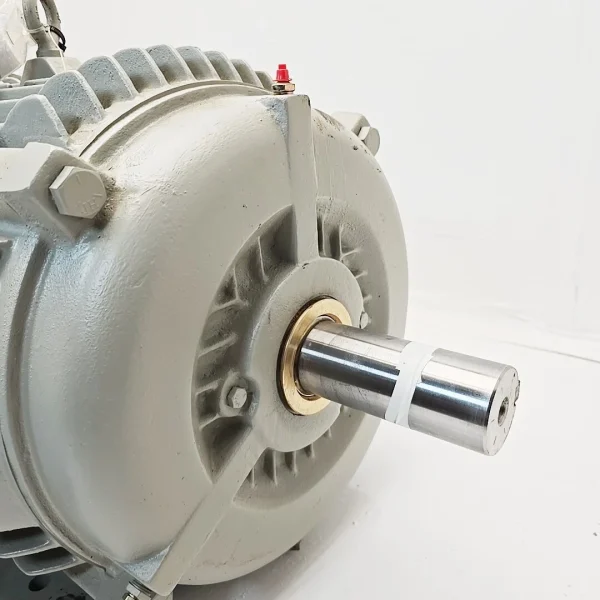 Siemens SD100 40 HP Motor 3PH 460V IEEE - Image 3