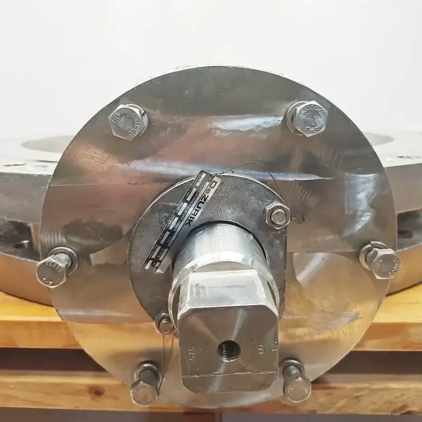 DeZURIK 30" BHP Class 150 Butterfly Valve CF8M - Image 4